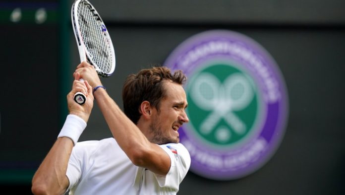 easy to be hurt Award Wow Scandalul continuă - Reacția organizatorilor turneului de la Wimbledon după  deciziile drastice luate de ATP şi WTA - Sportbull